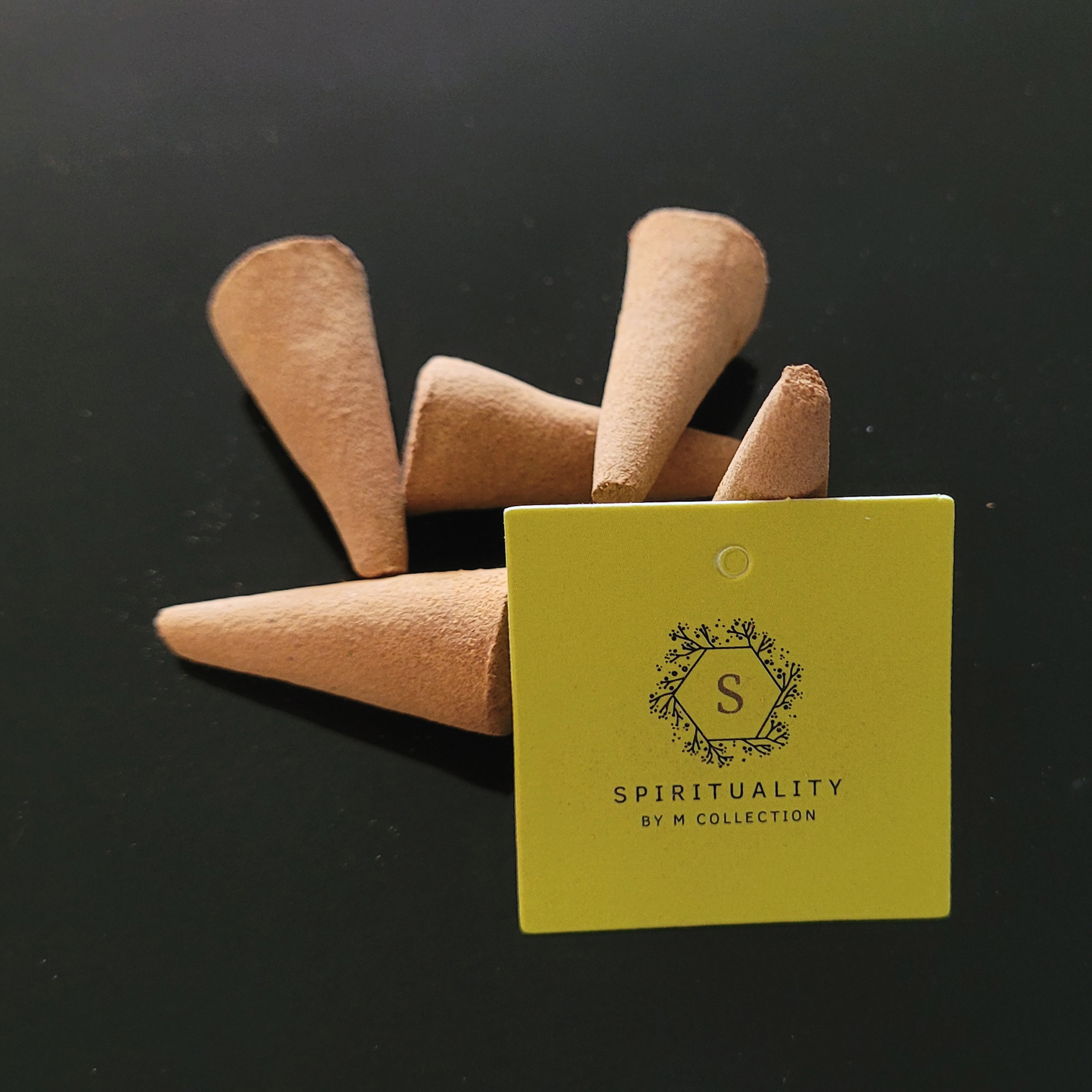 秘魯聖木塔香 (5粒) Palo Santo Incense Cones (5 pcs) Main Image